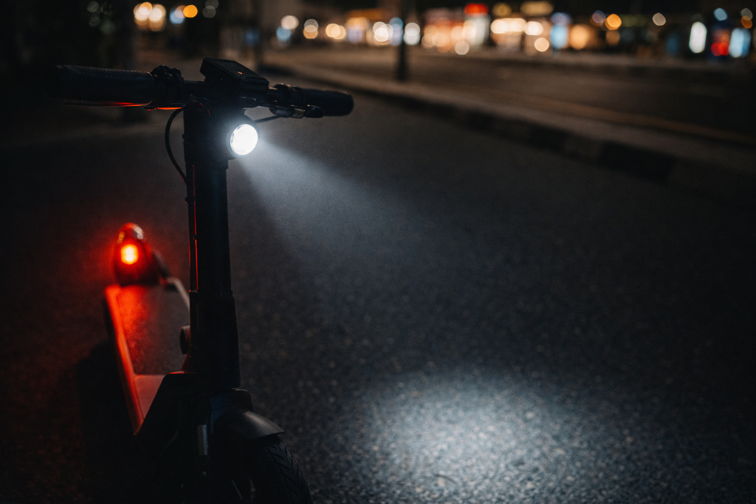 E-scooter safety features for women in Dubai — lights, brakes and stability at lower speeds
