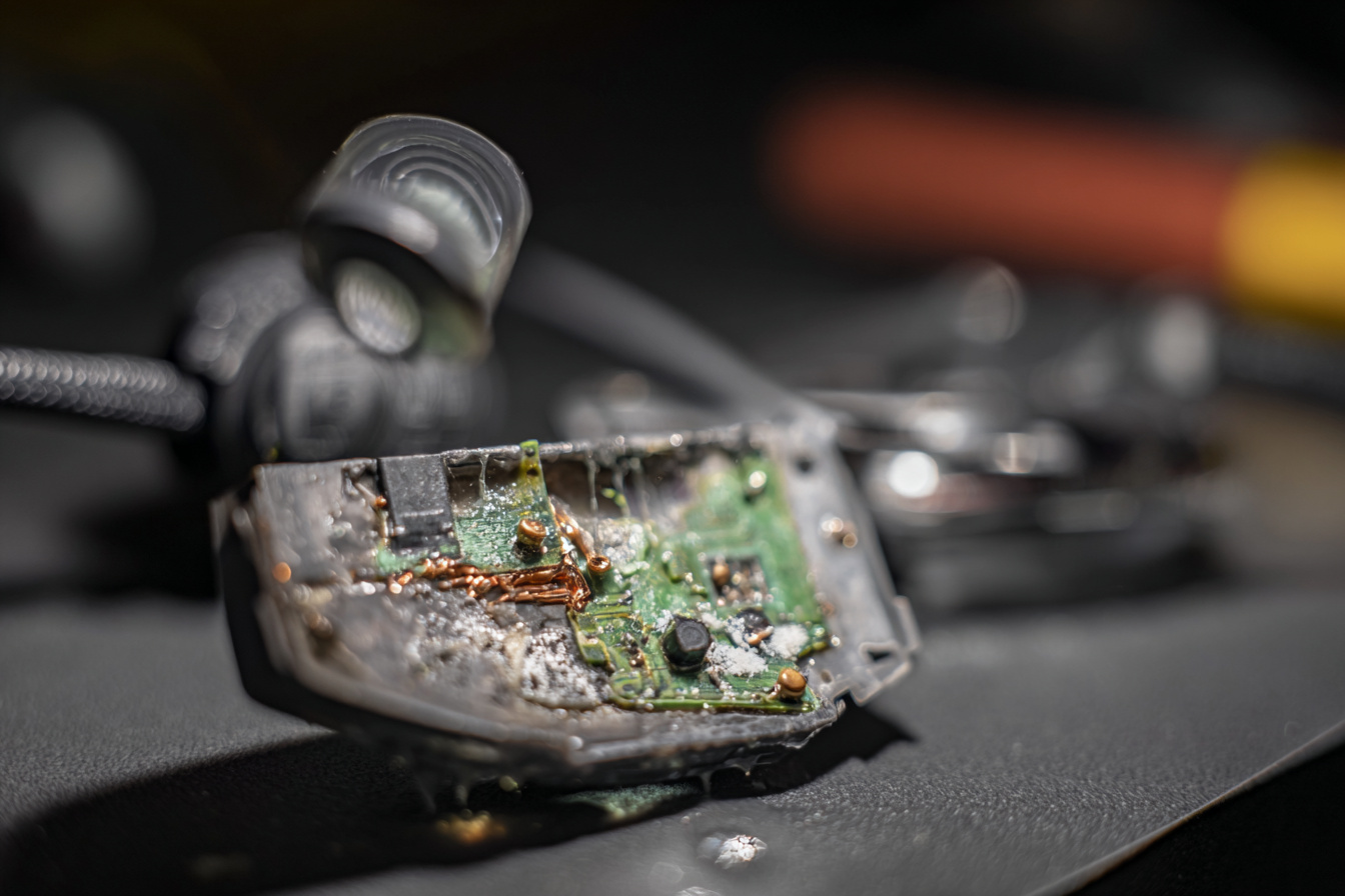 What happens to a non-IP rated electric scooter in Dubai summer humidity and AC drip water